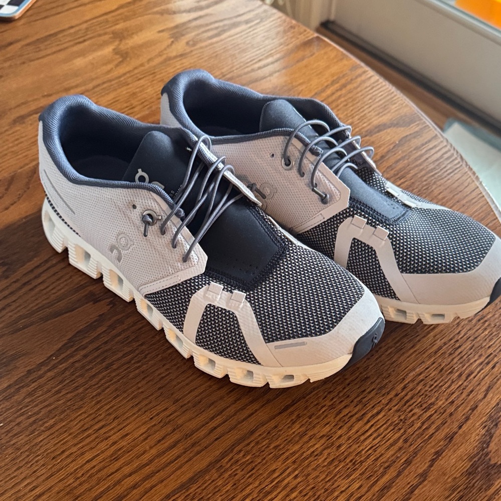 On Running Women’s Blue and White Athletic Shoes